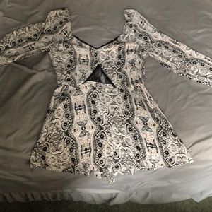 Black and white jumper